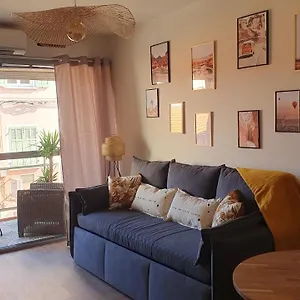https://bandol-and-beach-pour-2-3-personnes.fr-provencehotel.com